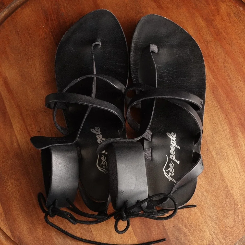 Free People Sandals WMS SZ EU 38.5 US 8 BLK Vacation Day Wrap Boho Resort Shoes - Picture 9 of 15